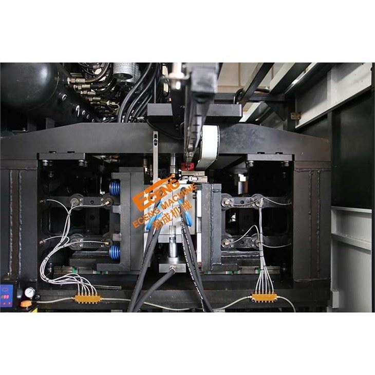 8 Cavities Pet Stretch Blow Molding Machine